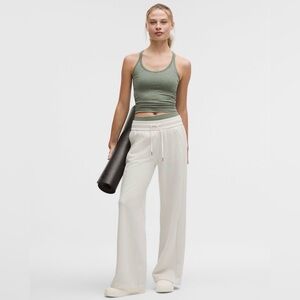 Lululemon Ebb to Street Tanks (2-Pack) – Size 4 – Ivory & Willow Green
